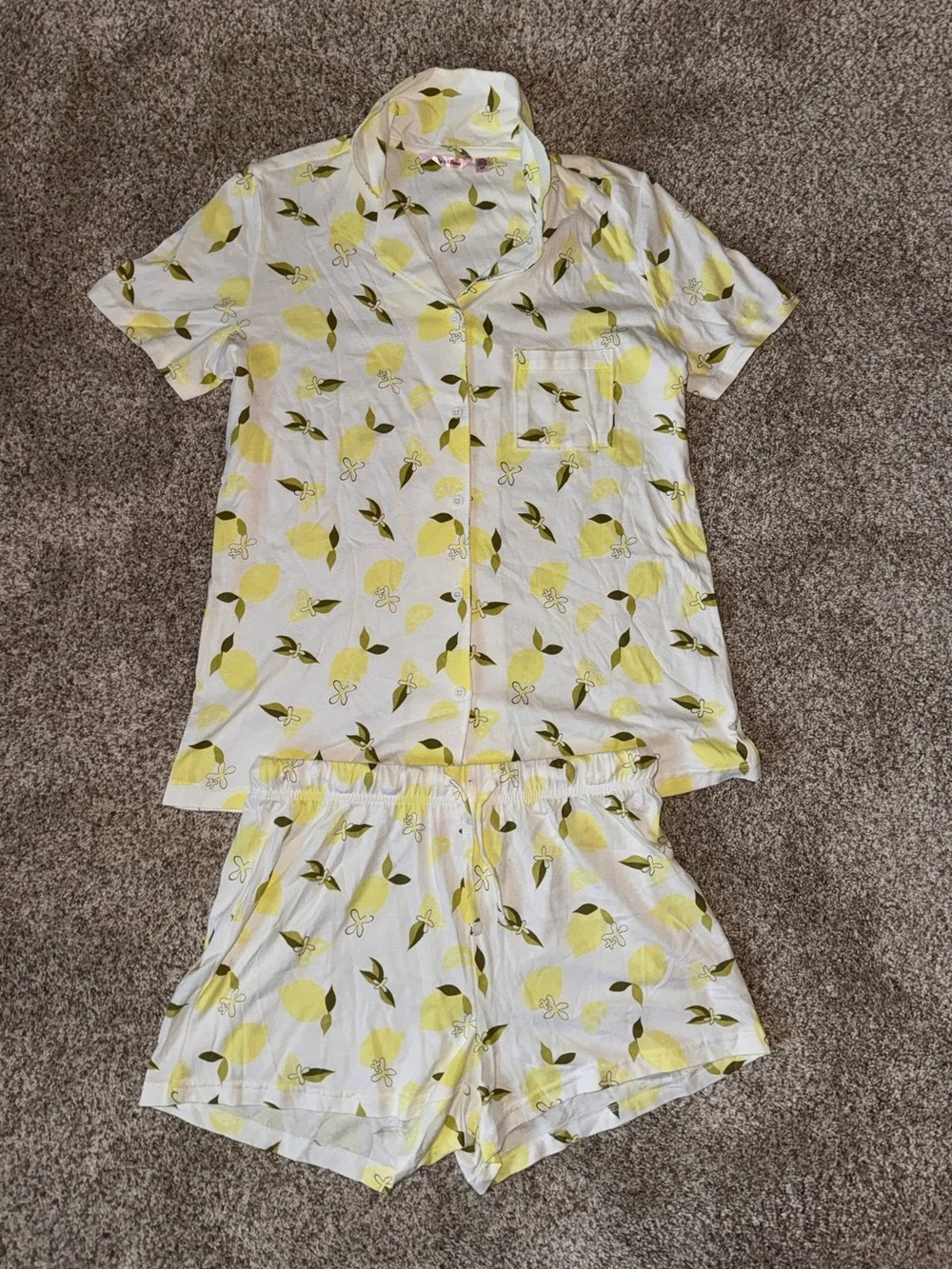 🍋 Lemon Flower Print Short Pajama Set 🍋 - Picture 5 of 11